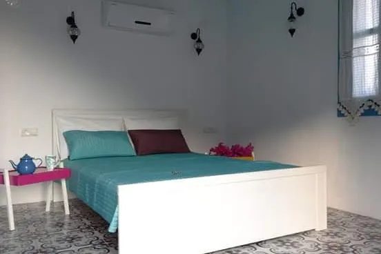 4 KİŞİLİK AİLE ODASI Blue Morpho
