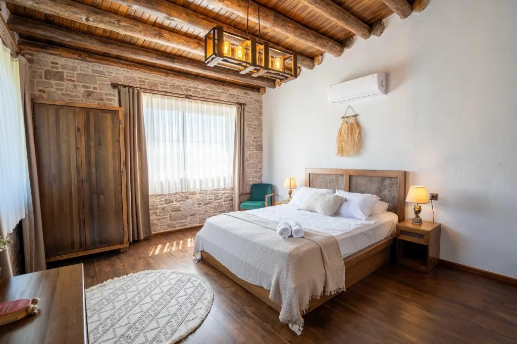 Deluxe Çift Kişilik Oda,Bahçe Manzaralı,Klimalı