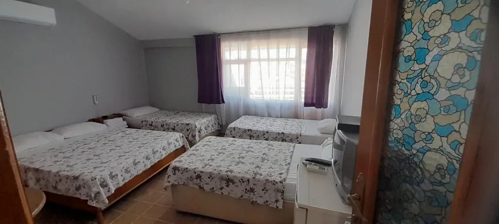 4 KİŞİLİK MOTEL ODASI