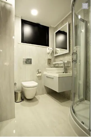 BUSINESS ROOM