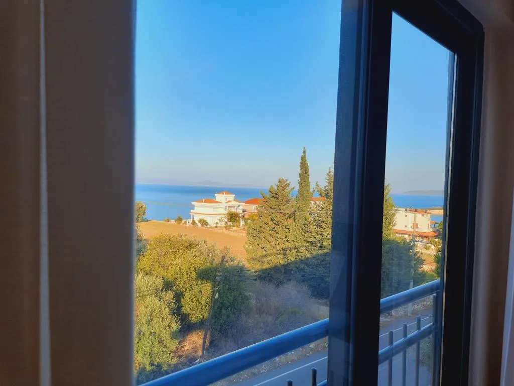 Superior Üç Kişilik Oda,Deniz veya Bahçe Manzaralı,Balkonlu