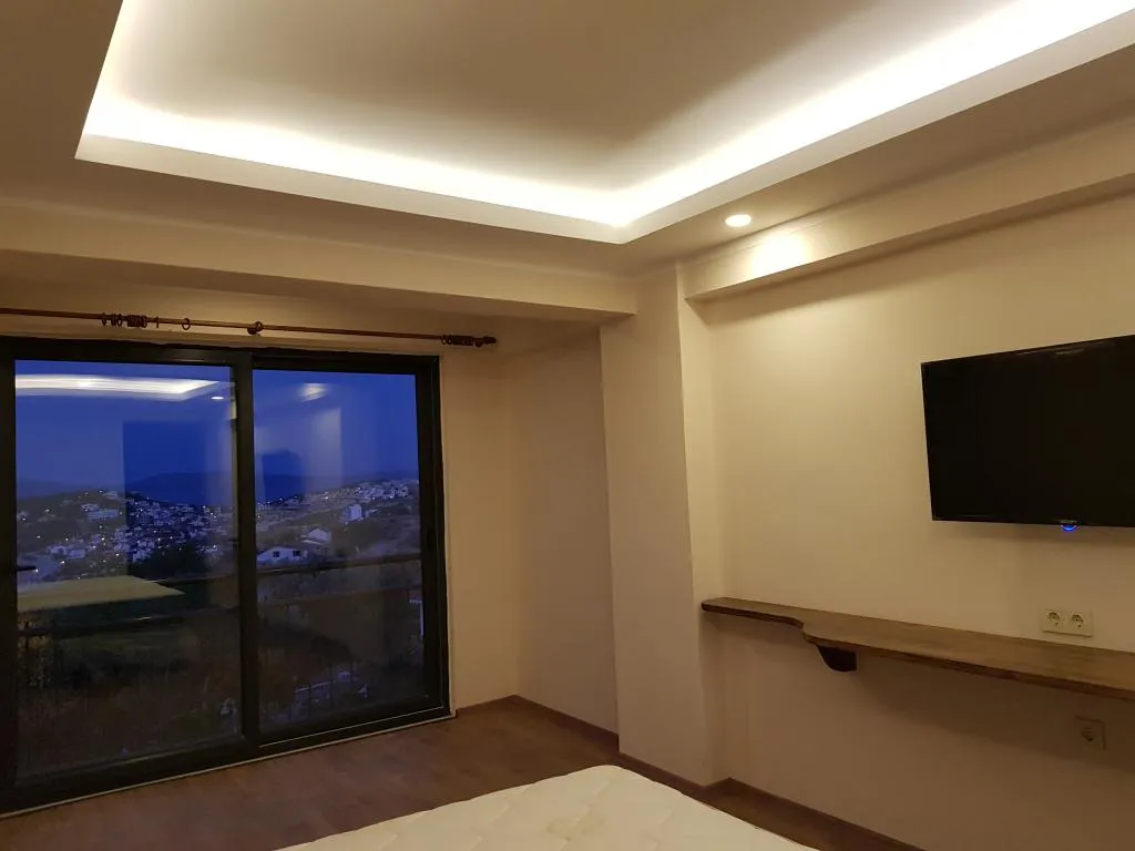 Superior Aile Odası,Deniz ve Dağ Manzaralı,Balkonlu