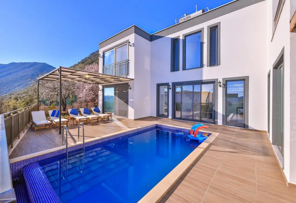 Villa Alpanos