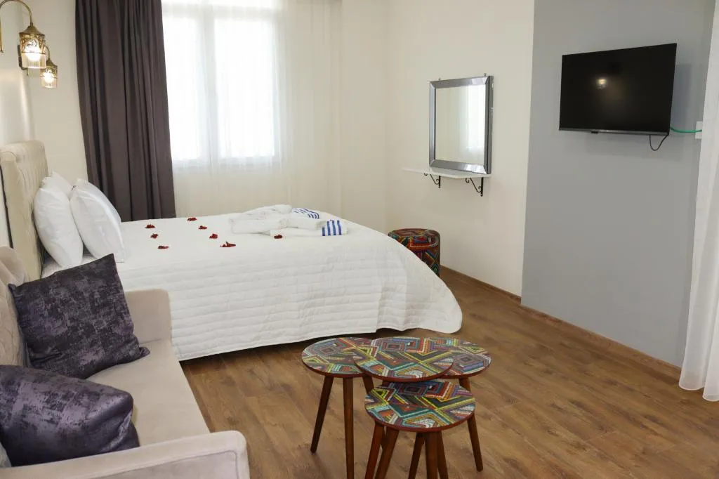 Junior Suite,Bahçe Manzaralı