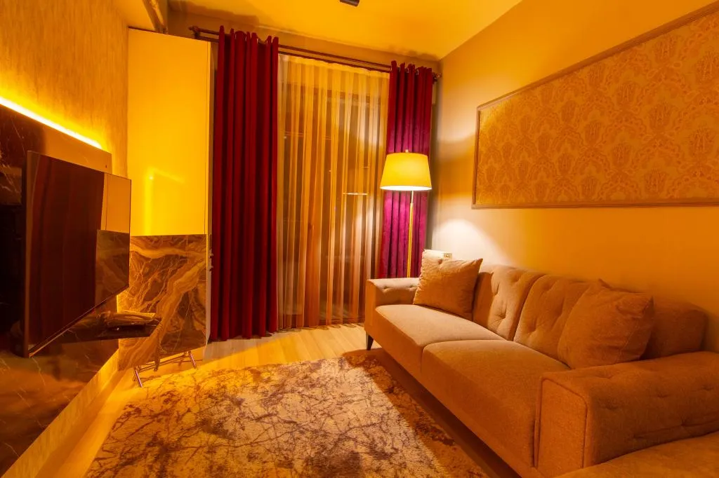 Deluxe Oda,Dağ Manzaralı,Jakuzili (2 Kişilik)
