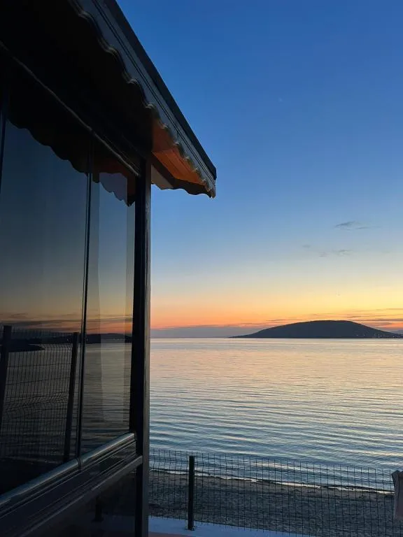 Bungalow,Deniz Manzaralı,Özel Bahçeli