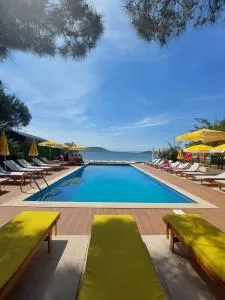 Avşa Akvaryum Otel