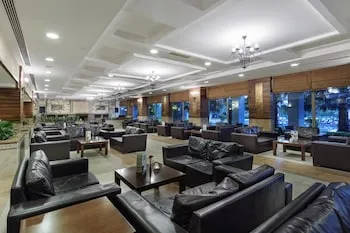 Alba Royal Hotel - Sadece 16 Yaşından Büyük Yetişkinler için Ultra Her Şey Dâhil