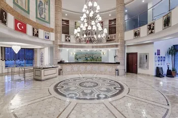 Alba Royal Hotel - Sadece 16 Yaşından Büyük Yetişkinler için Ultra Her Şey Dâhil