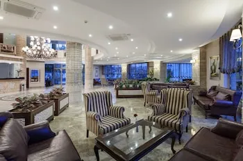 Alba Royal Hotel - Sadece 16 Yaşından Büyük Yetişkinler için Ultra Her Şey Dâhil