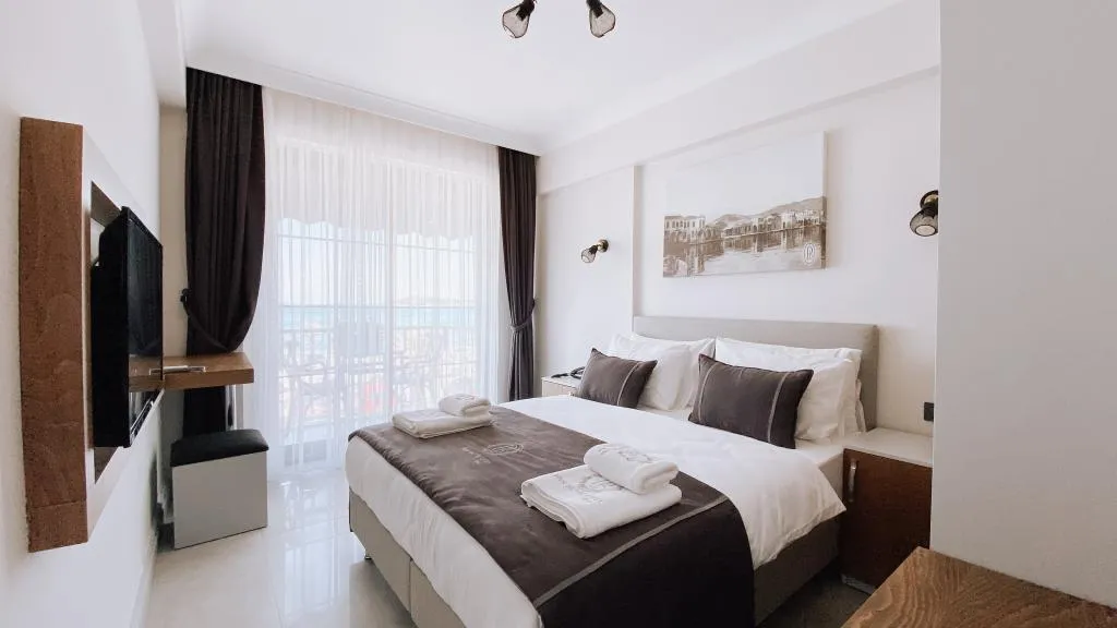 Standart Oda,Deniz Manzaralı,Balkonlu