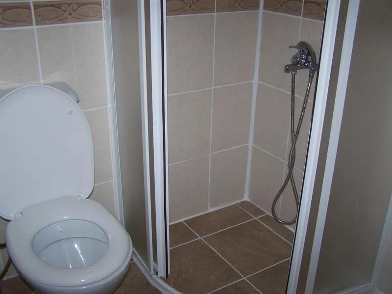 Çift Kişilik,Şehir Manzaralı
