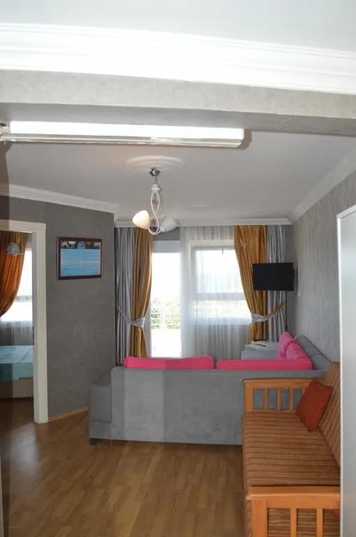 DENİZ MANZARALI DAİRE - SADECE ODA