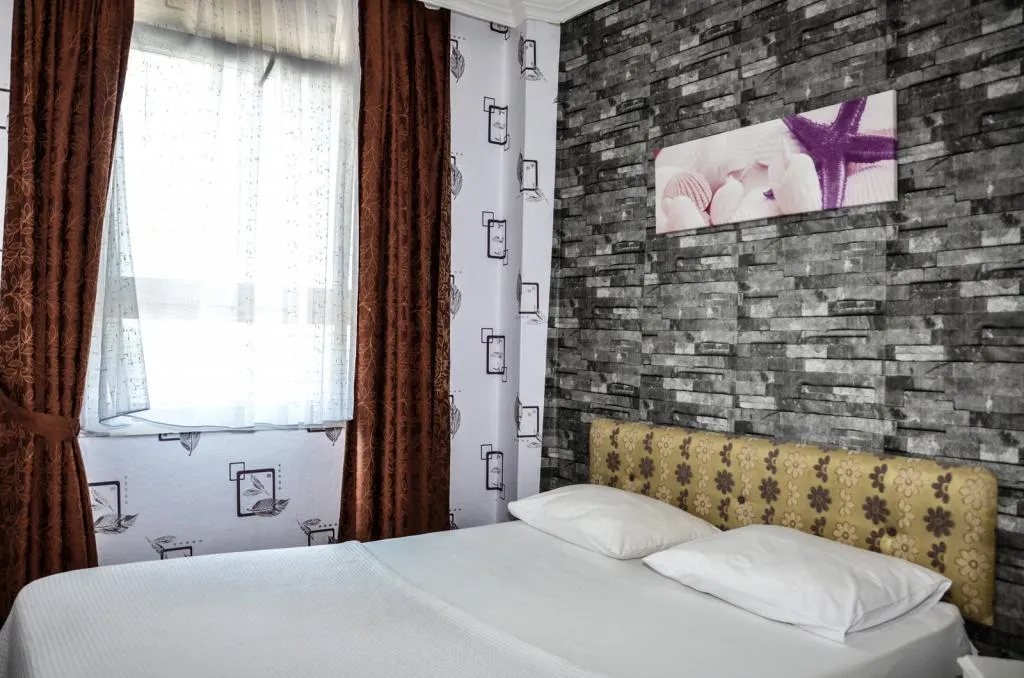 DENİZ VE HAVUZ MANZARALI DAİRE - SADECE ODA