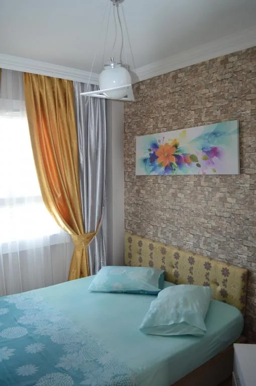 DENİZ VE HAVUZ MANZARALI DAİRE - SADECE ODA