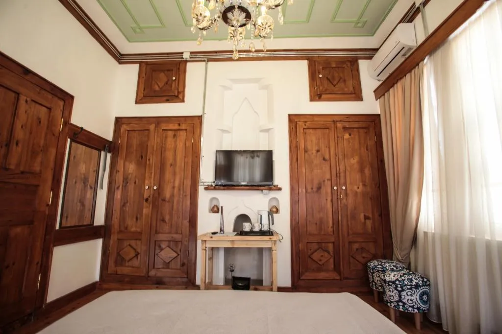 Aile Odası,Bahçe Manzaralı