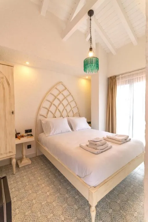 Standart Oda,Avlu Manzaralı