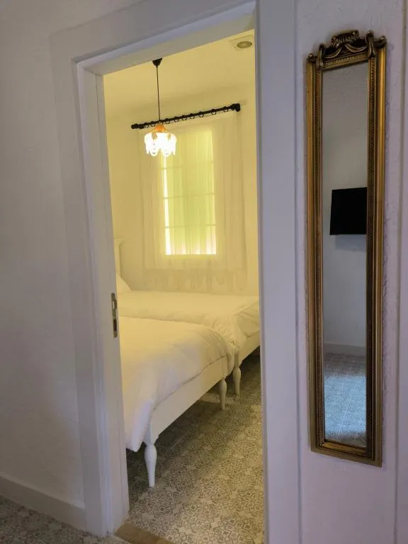 Bağlantılı Aile Odası,Manzarasız,Penceresiz