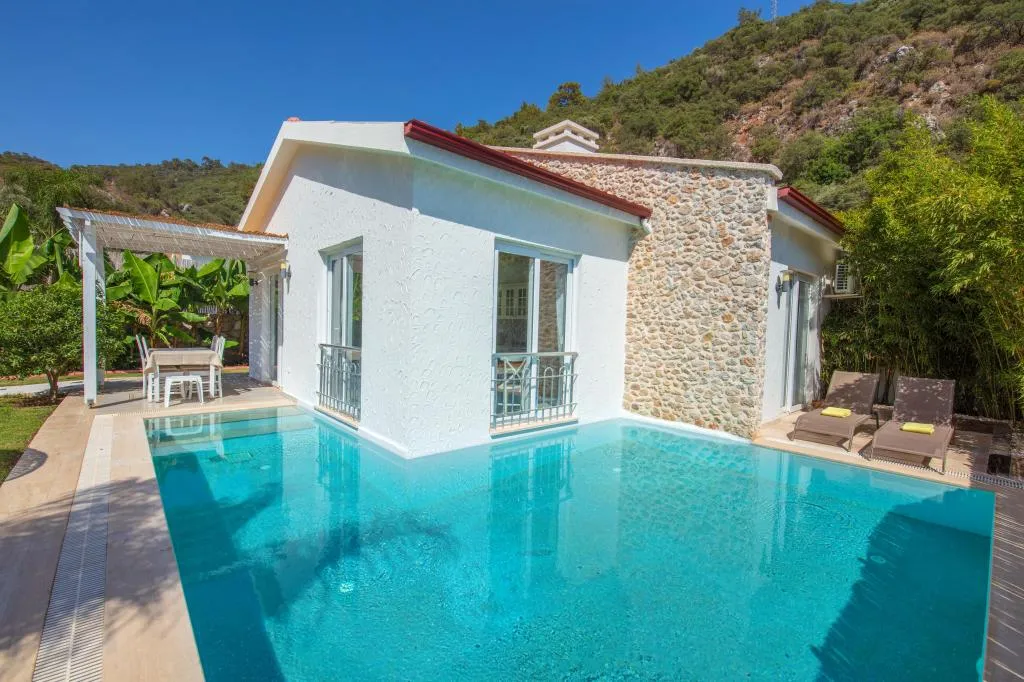 Özel Havuzlu Villa