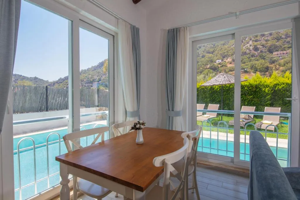 Özel Havuzlu Villa