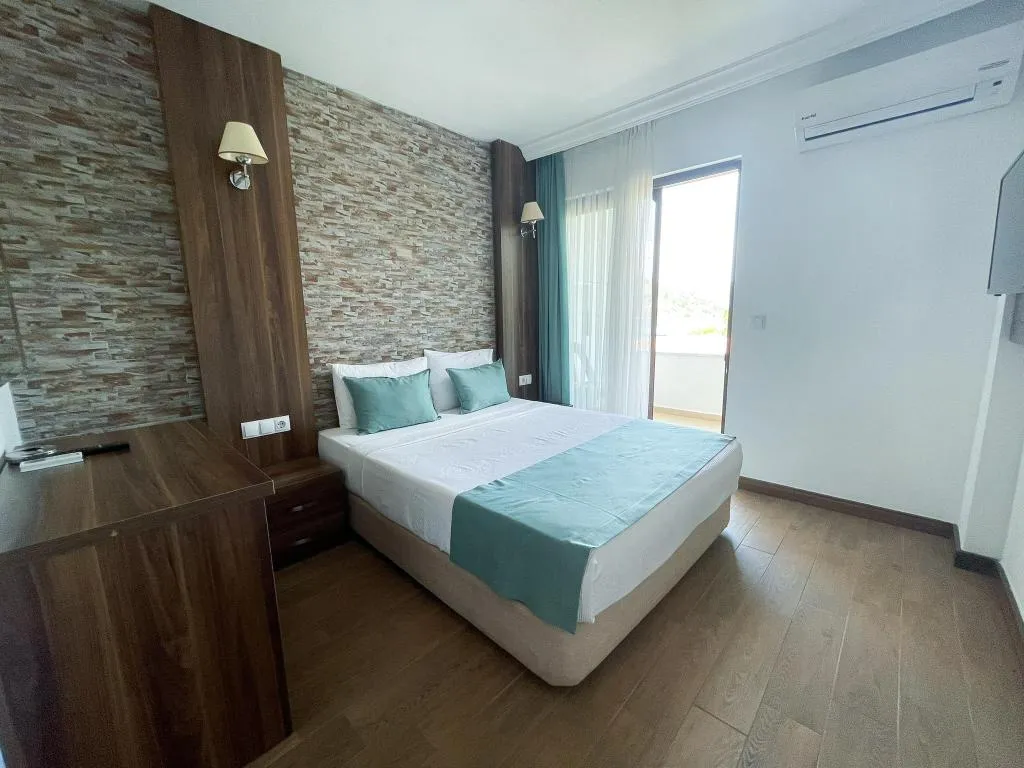 Standart Oda,Deniz Manzaralı,Balkonlu