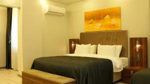 Grand Krone Hotel