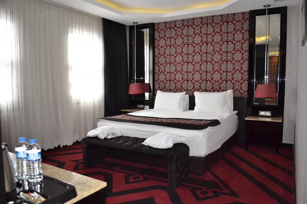 Suite,Bahçe Manzaralı