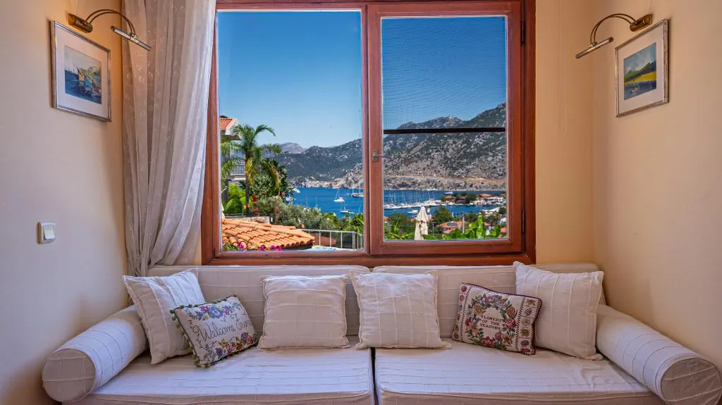 2+1 DENIZ MANZARALI VILLA SUITE