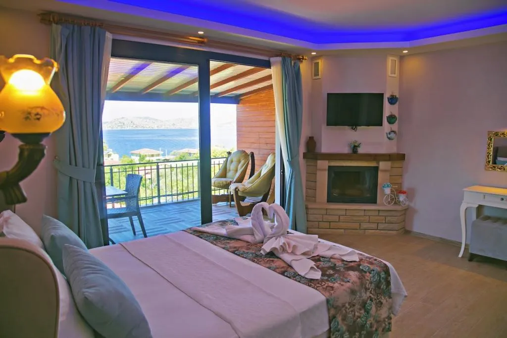 Luxury Room,Deniz Manzaralı,Şömineli ve Balkonlu