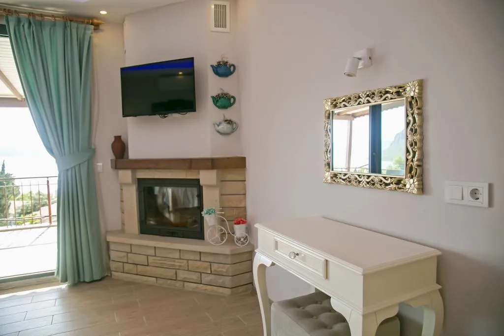 Luxury Room,Deniz Manzaralı,Şömineli ve Balkonlu