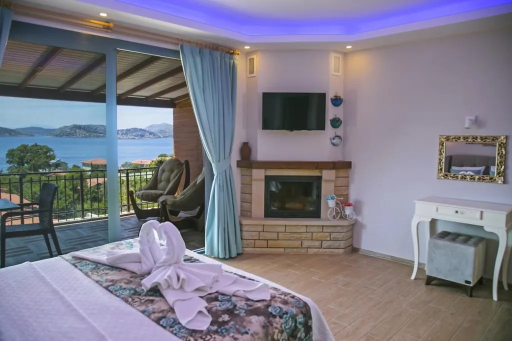 Luxury Room,Deniz Manzaralı,Şömineli ve Balkonlu