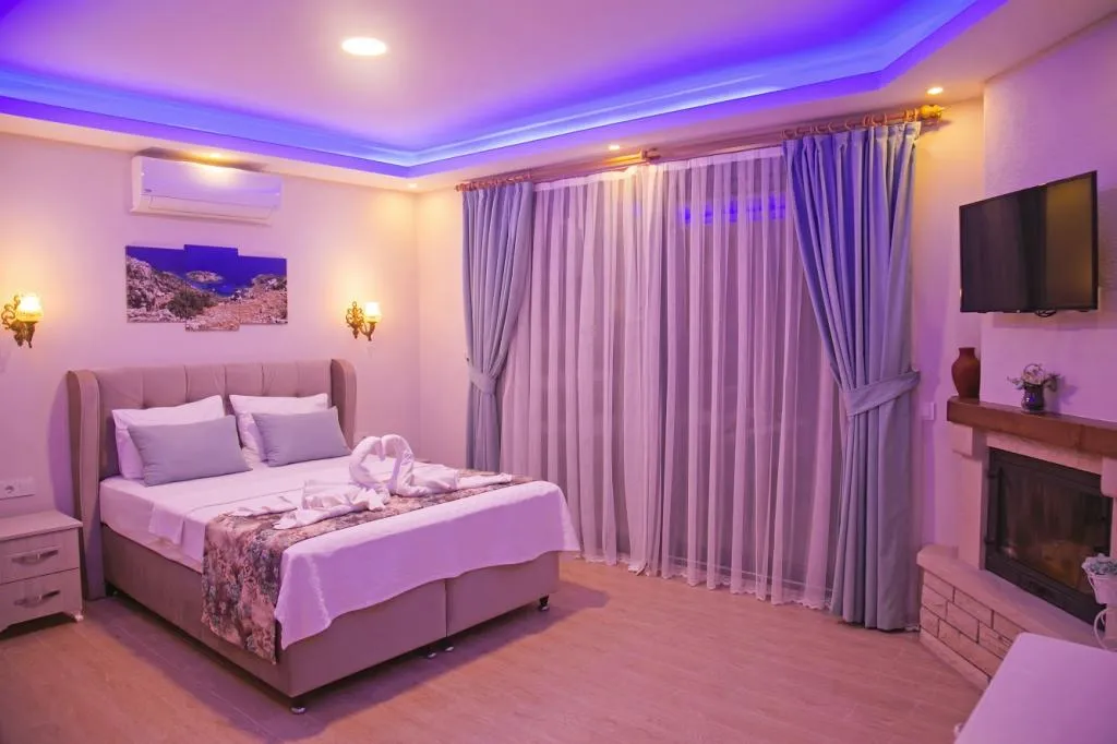 Luxury Room,Deniz Manzaralı,Şömineli ve Balkonlu