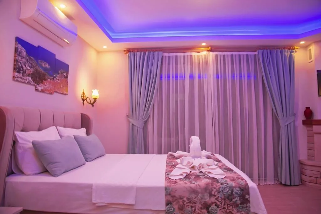 Luxury Room,Deniz Manzaralı,Şömineli ve Balkonlu