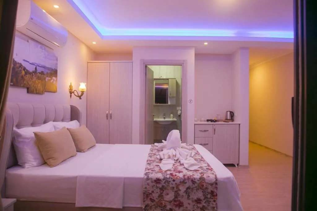 Luxury Room,Deniz Manzaralı,Şömineli ve Balkonlu
