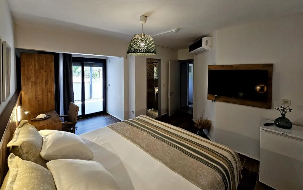 Teraslı Deluxe Oda,Bahçe Manzaralı,Bahçe Katı