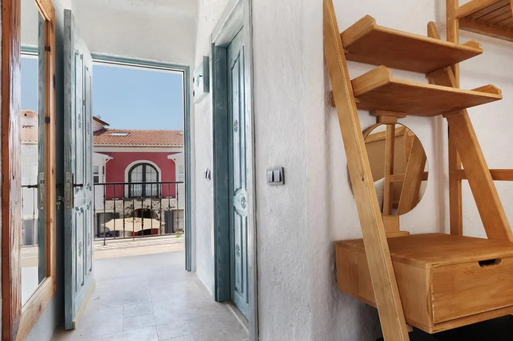 Deluxe Oda Balkonlu,Sokak Manzaralı,Balkonlu