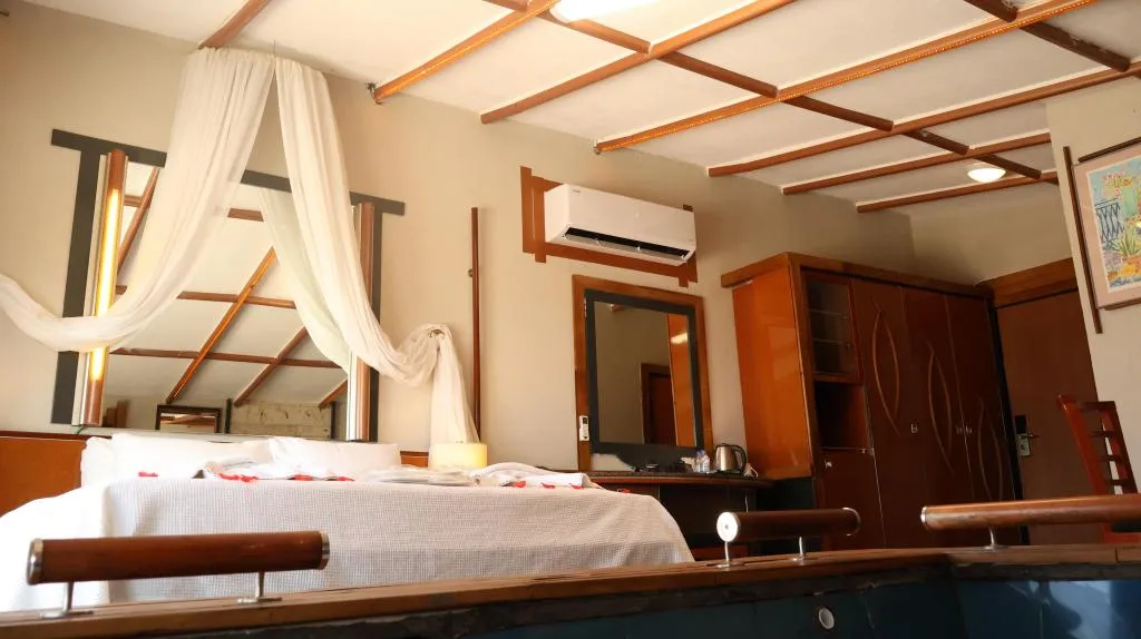Deluxe Oda,Deniz Manzaralı,Şömineli ve Jakuzili