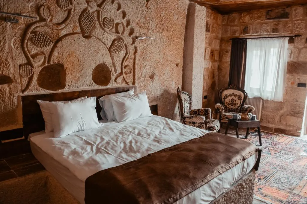 jakuzılı cave room 201 202