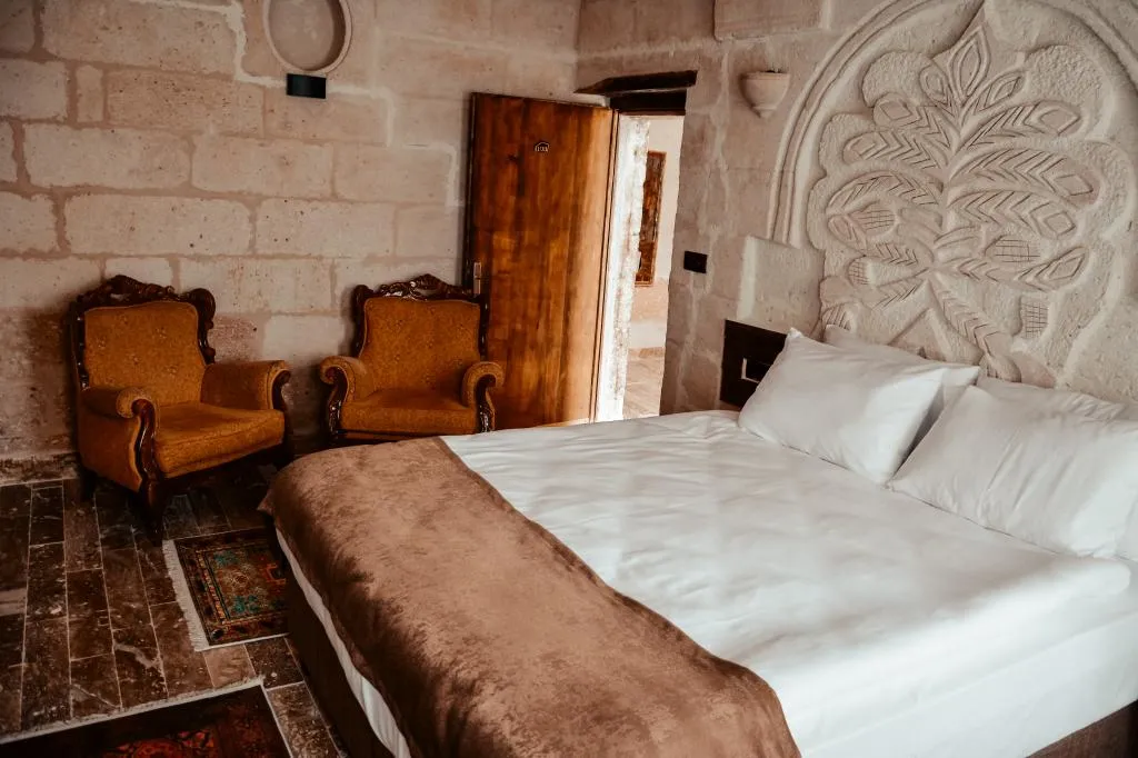 junıor stone room 103