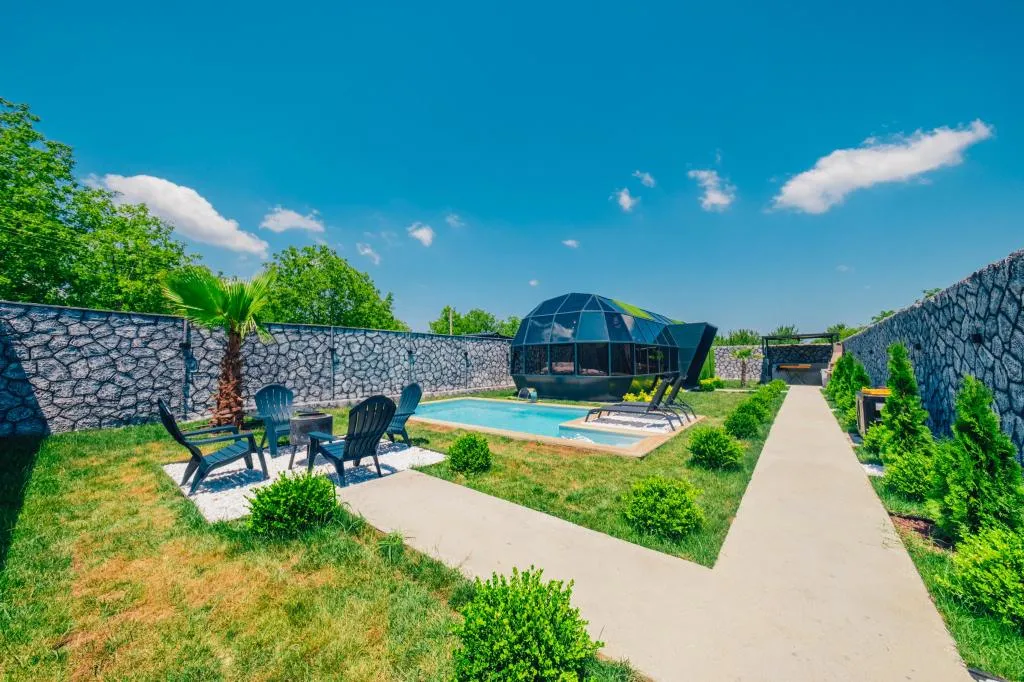 Bungalow,Dağ Manzaralı,Isıtmalı Özel Havuzlu