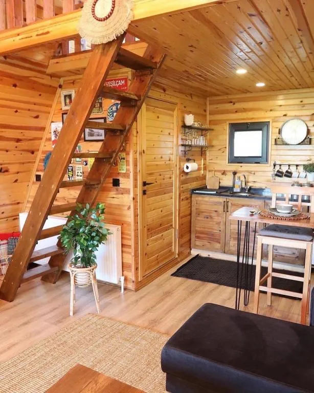 Deluxe Bungalow,Göl Manzaralı,Özel Havuzlu ve Bahçeli