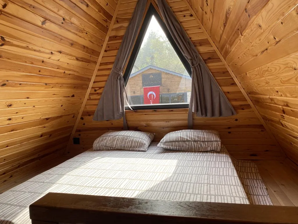 Bungalow,Havuz ve Doğa Manzaralı,Özel Havuzlu ve Bahçeli