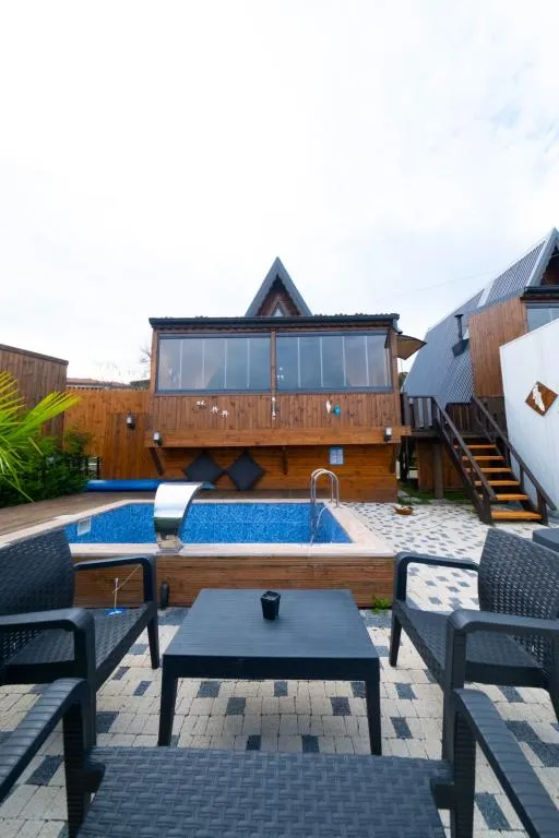 Bungalow,Havuz ve Doğa Manzaralı,Özel Havuzlu ve Bahçeli