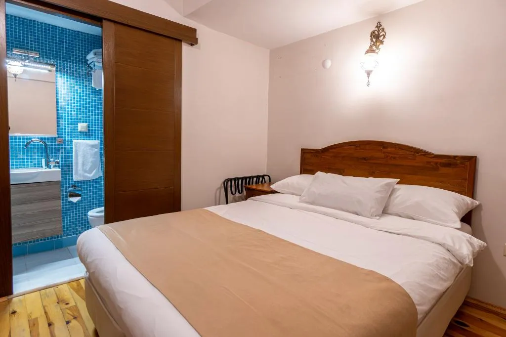 Standart Oda,Bahçe Manzaralı,Balkonsuz