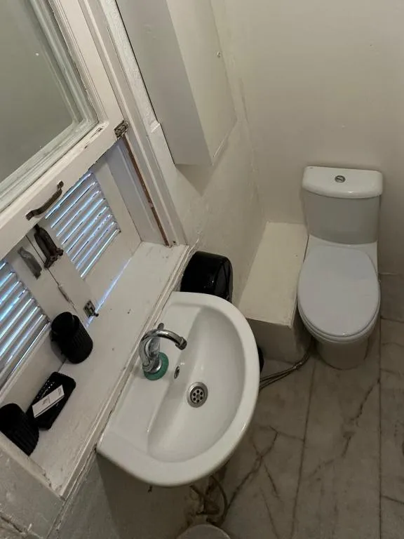 Ekonomik Mini Oda,Giriş Katı