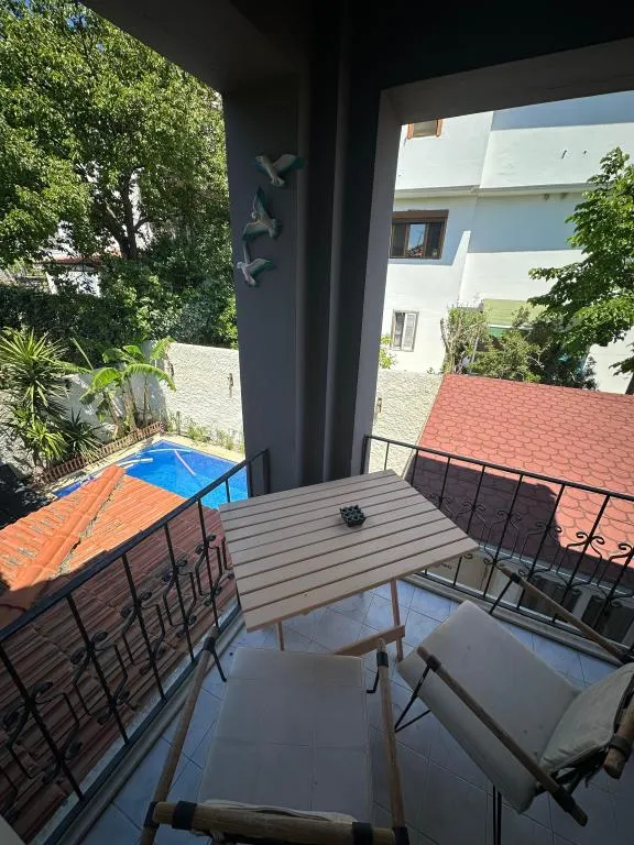 Üst Kat Balkonlu Oda,Bahçe Manzaralı