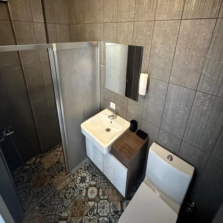 Standart Oda,Bahçe Manzaralı,Üst Kat