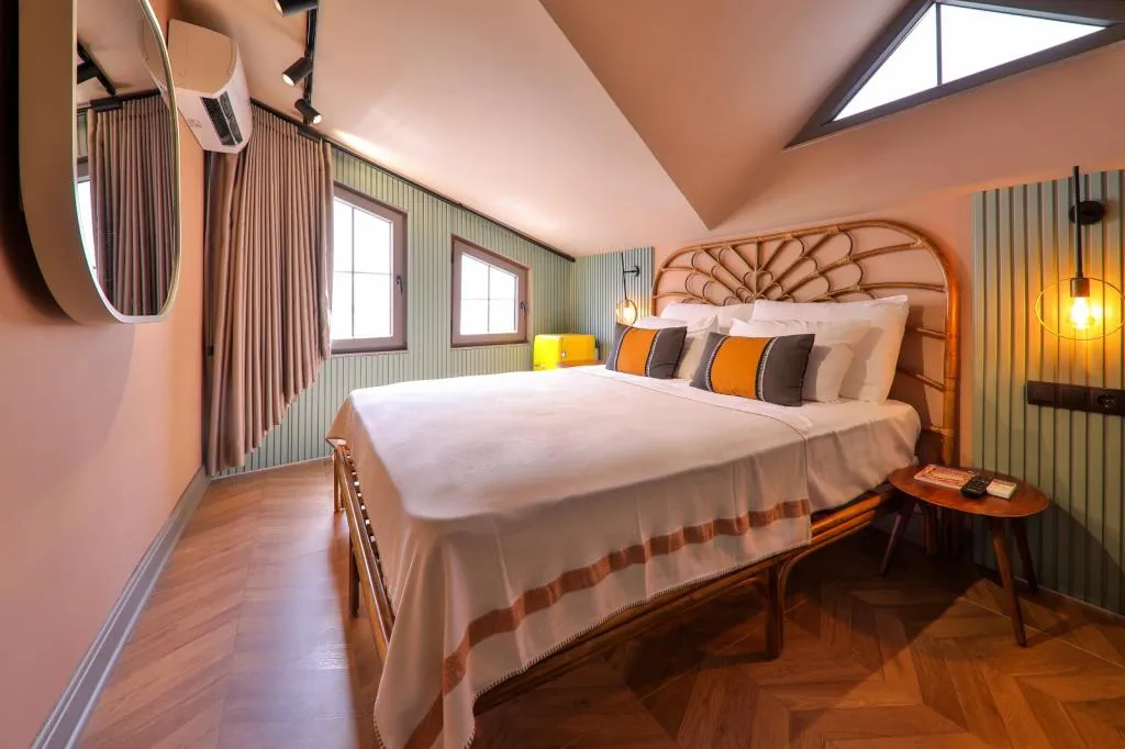 Çatı Katı Loft Oda