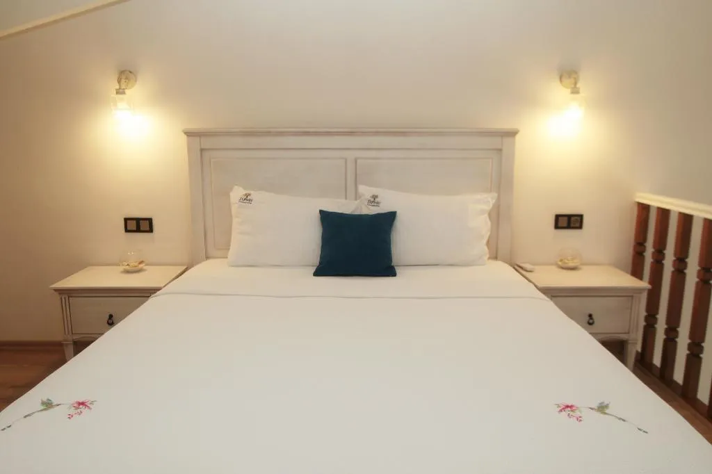Loft Triple Room,Havuz Manzaralı,Balkonlu