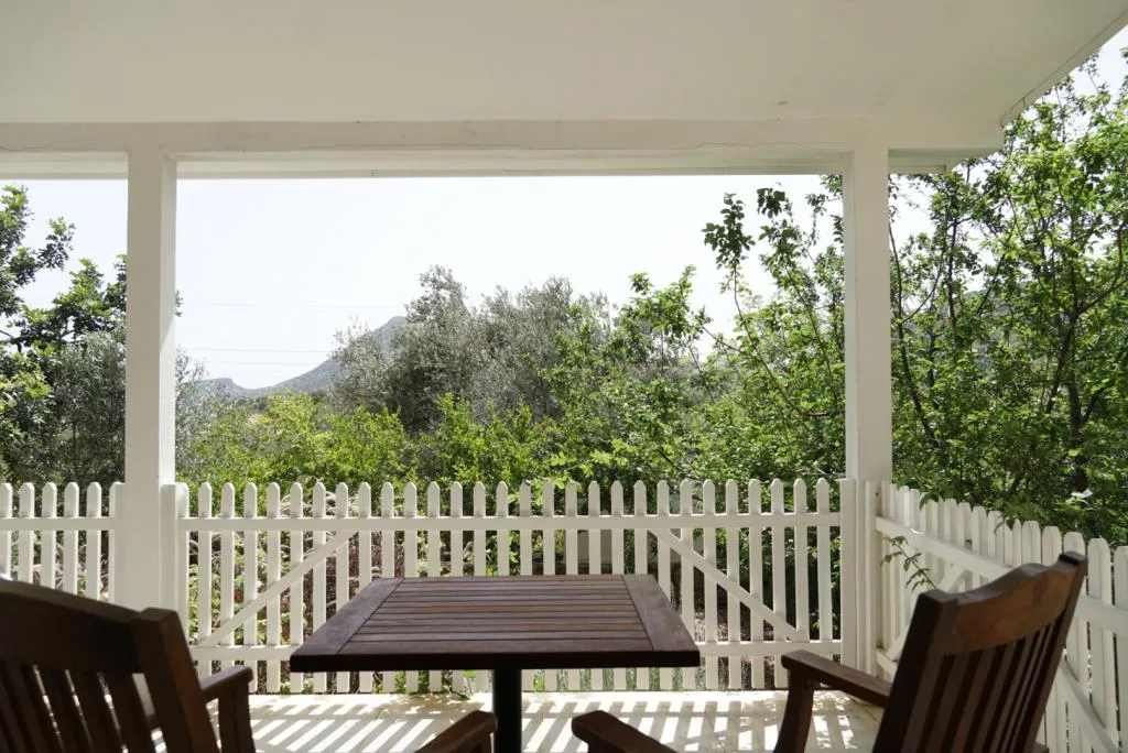 Verandalı oda 2